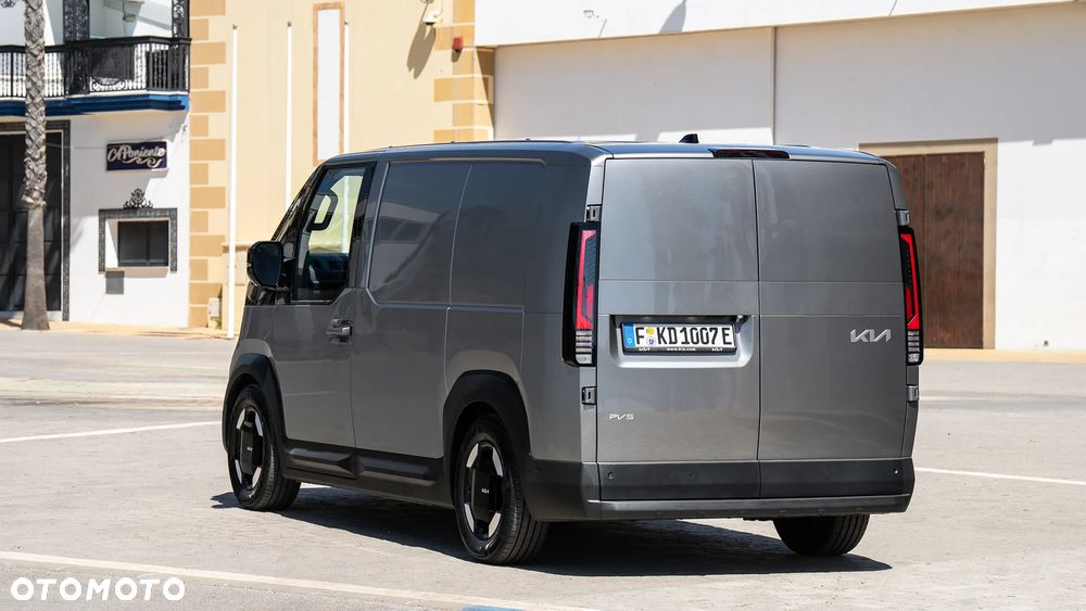 Kia PV5 - 20