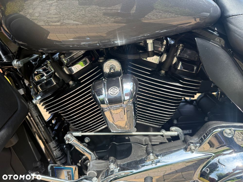 Harley-Davidson Touring Ultra Limited - 14