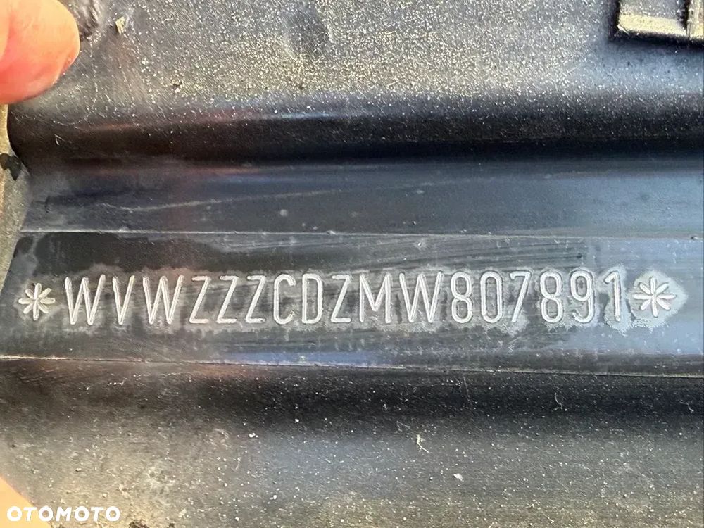 Volkswagen Golf - 16