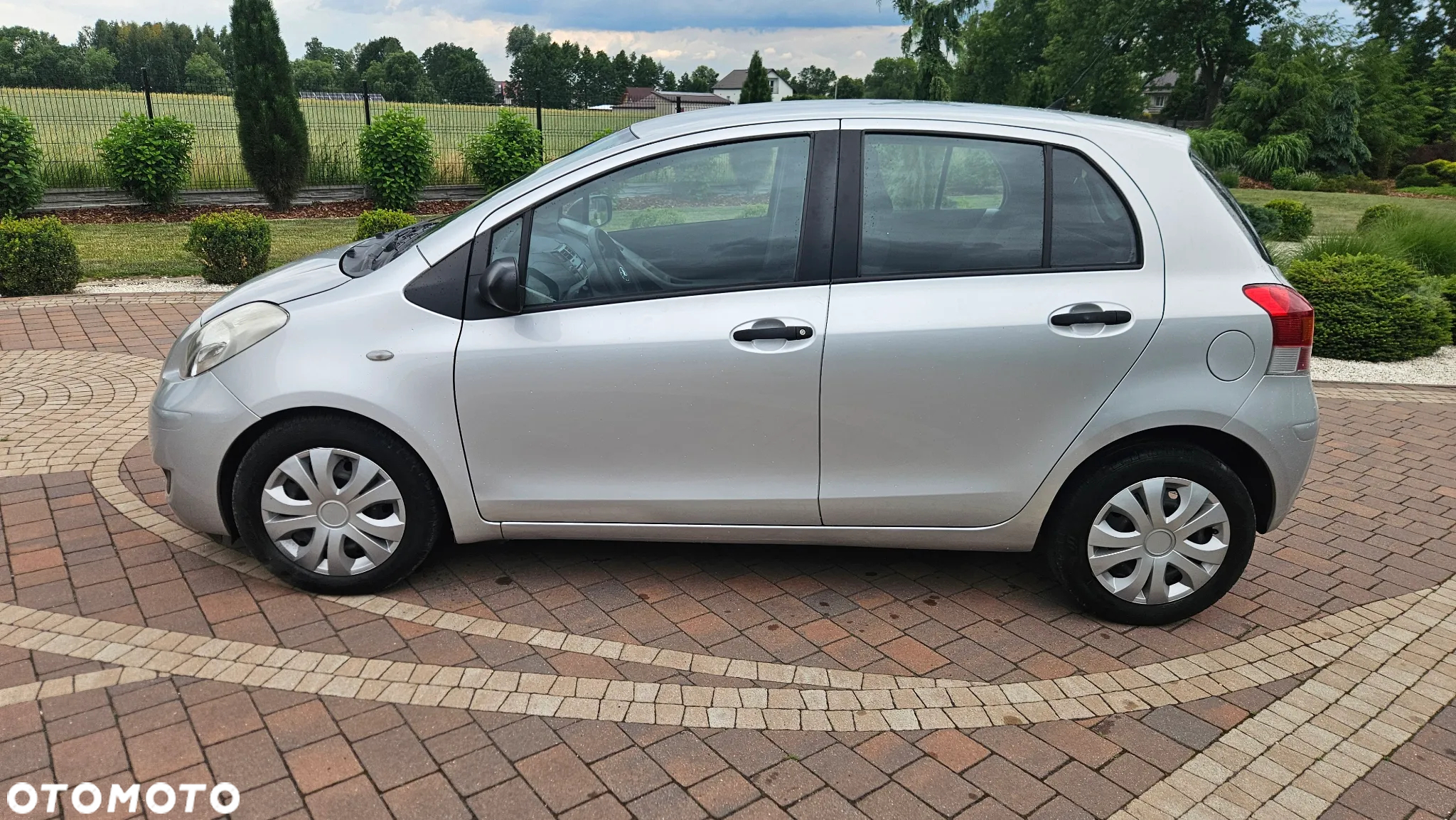 Toyota Yaris - 7