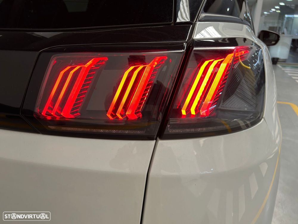 Peugeot 3008 1.2 PureTech Allure EAT8 - 9