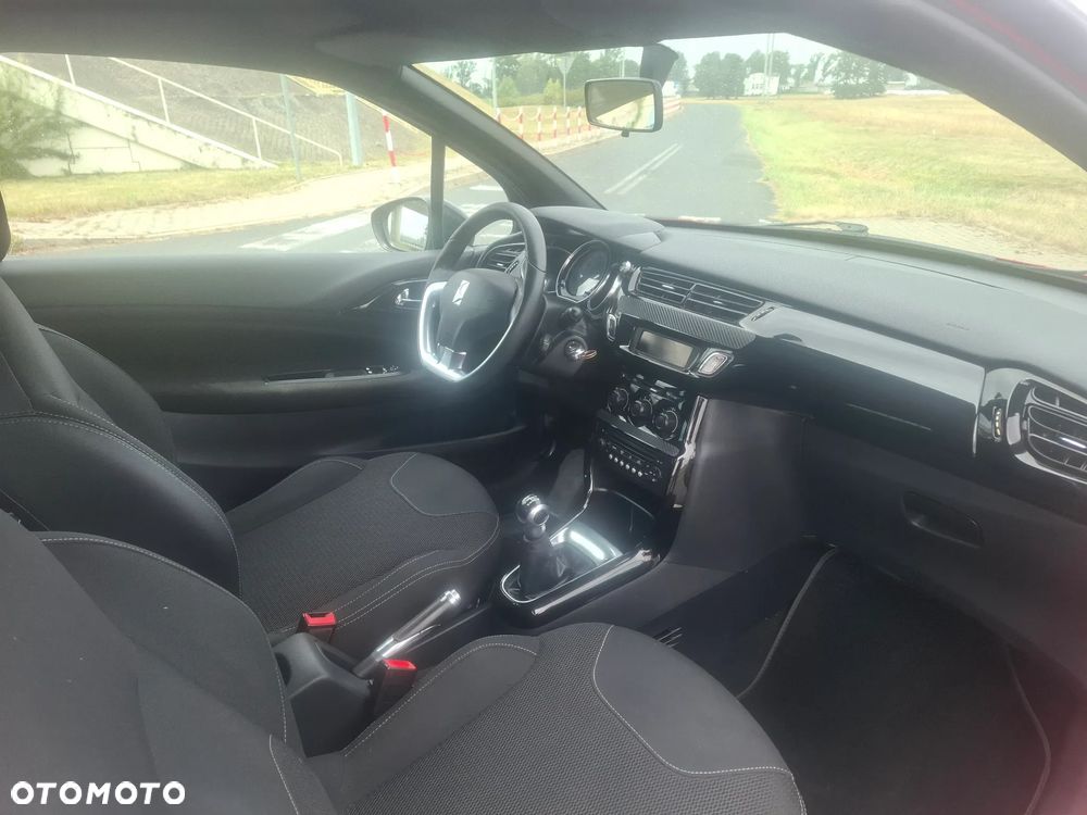 Citroën DS3 1.6 VTi SoChic - 13