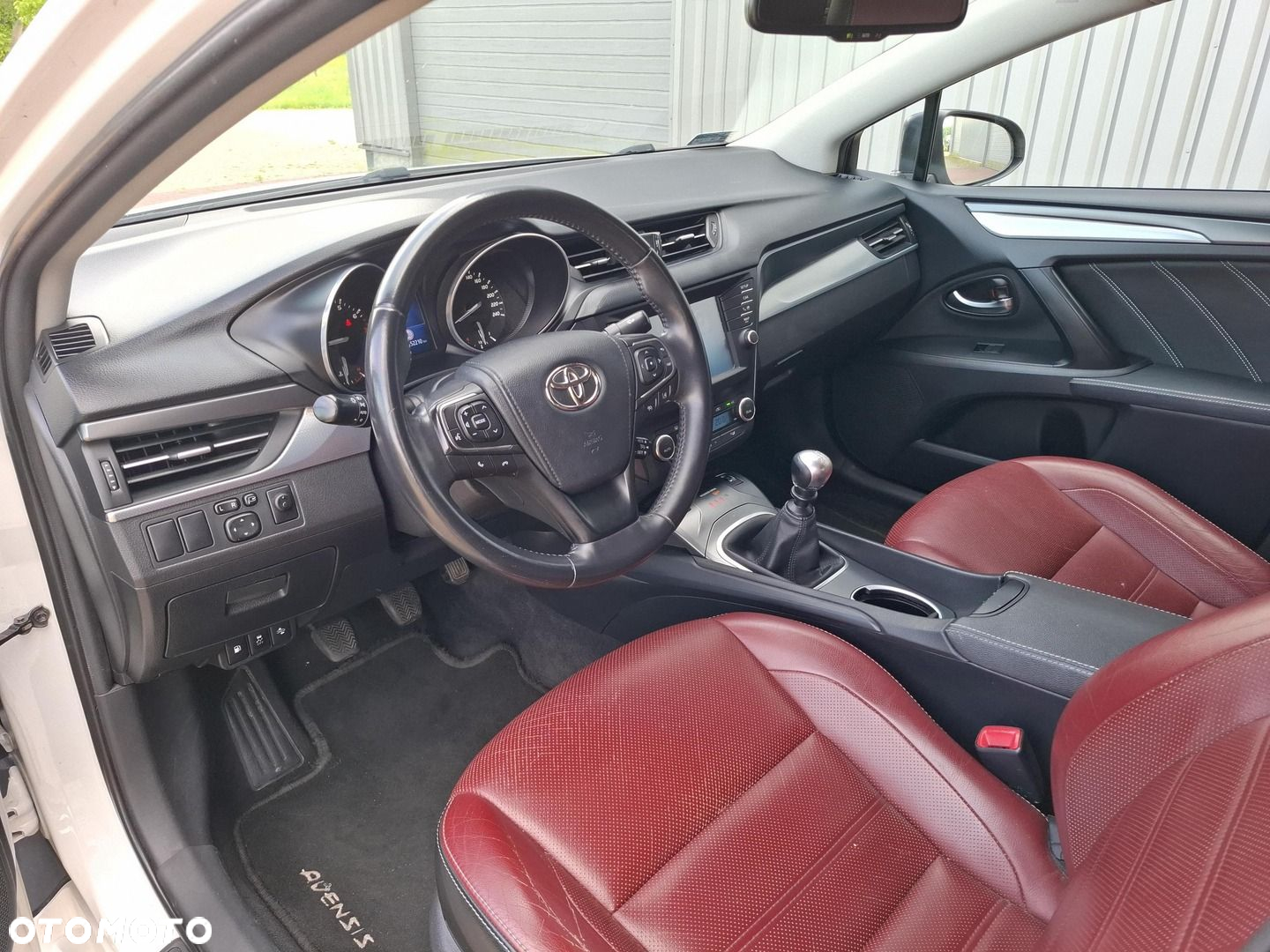 Toyota Avensis 1.8 Selection - 12