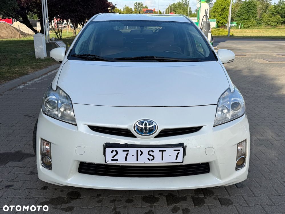 Toyota Prius 1.5 VVT-i Prestige - 2