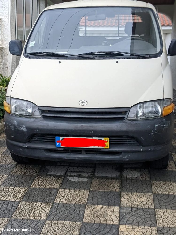 Toyota HiAce 2.4 D LXH12LB - 1