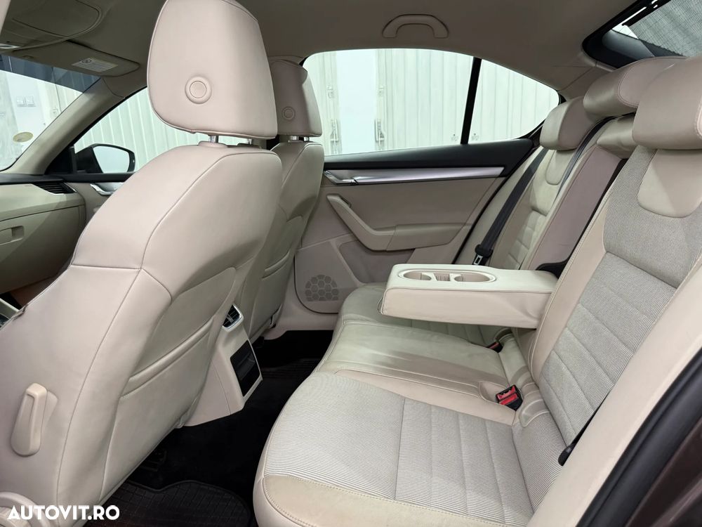 Skoda Octavia 1.6 TDI ELEGANCE DSG - 26