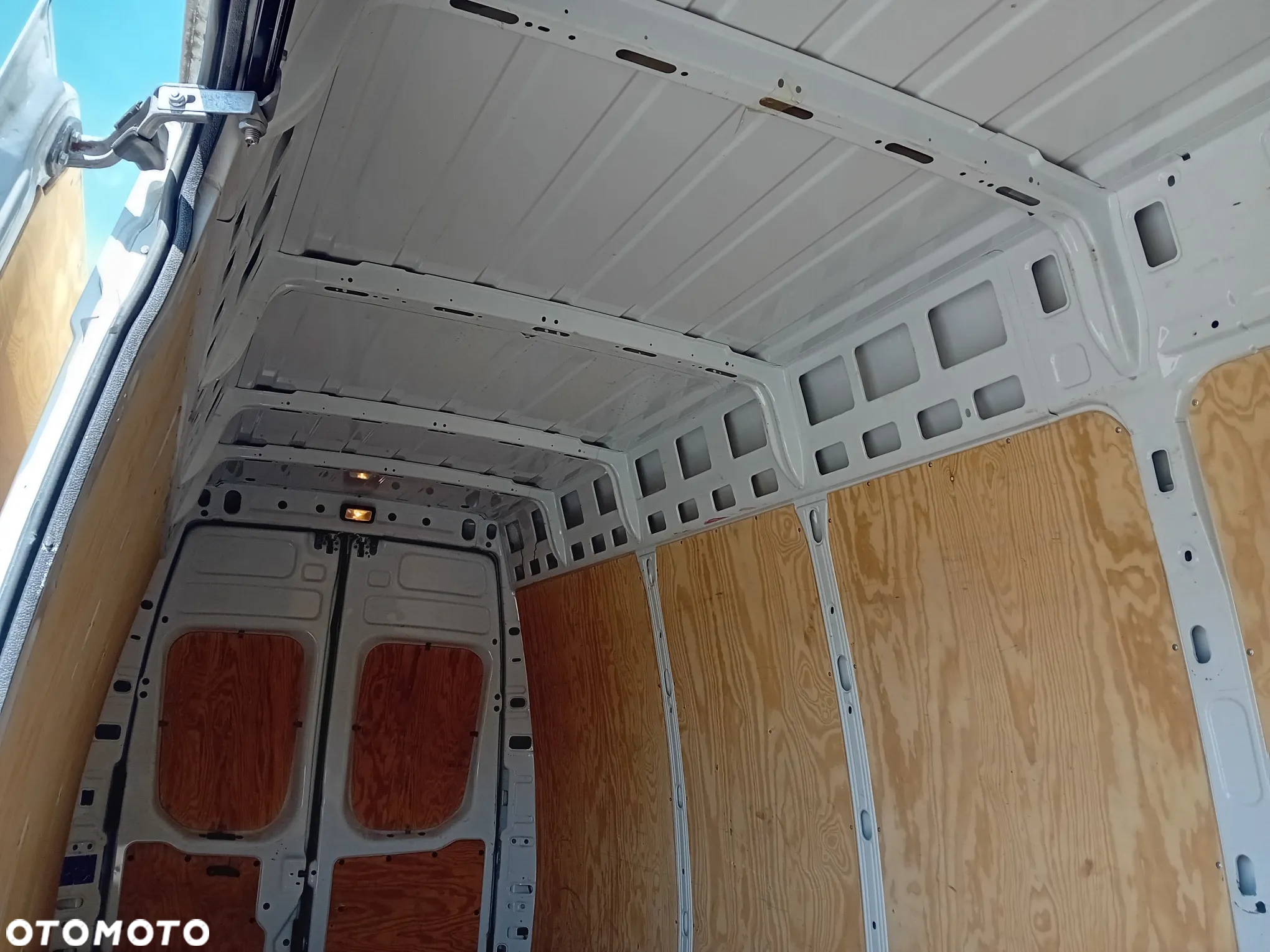 Iveco DAILY 35S18HA8V - 14