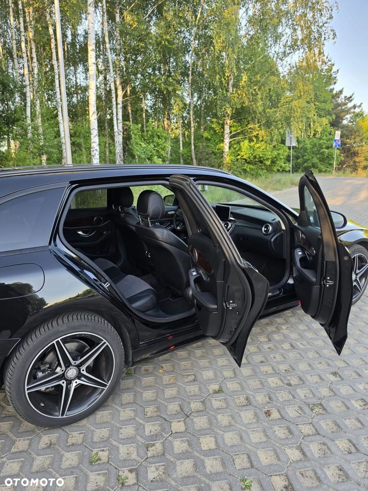 Mercedes-Benz Klasa C 200 4-Matic 7G-TRONIC - 14