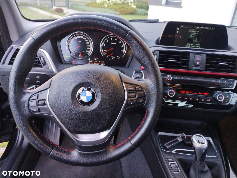 BMW Seria 1 118i Sport Line Shadow - 10