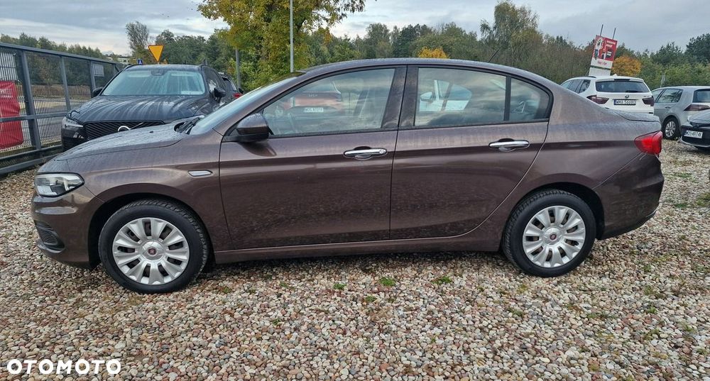 Fiat Tipo - 12