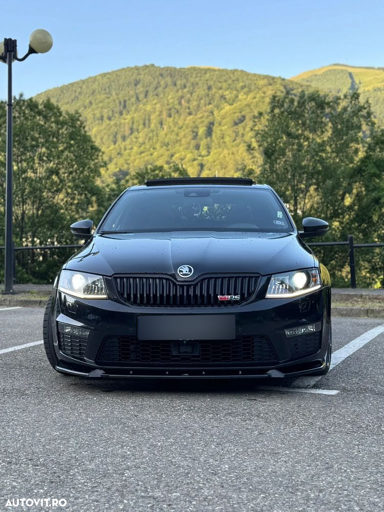 Skoda Octavia 2.0 TSI RS - 8