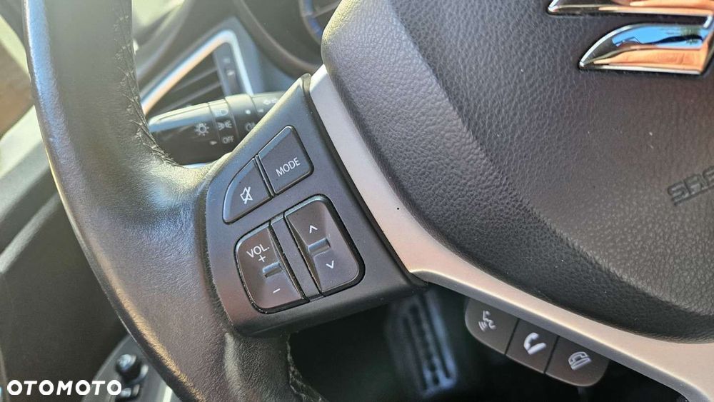 Suzuki SX4 S-Cross 1.6 DDiS Premium - 24