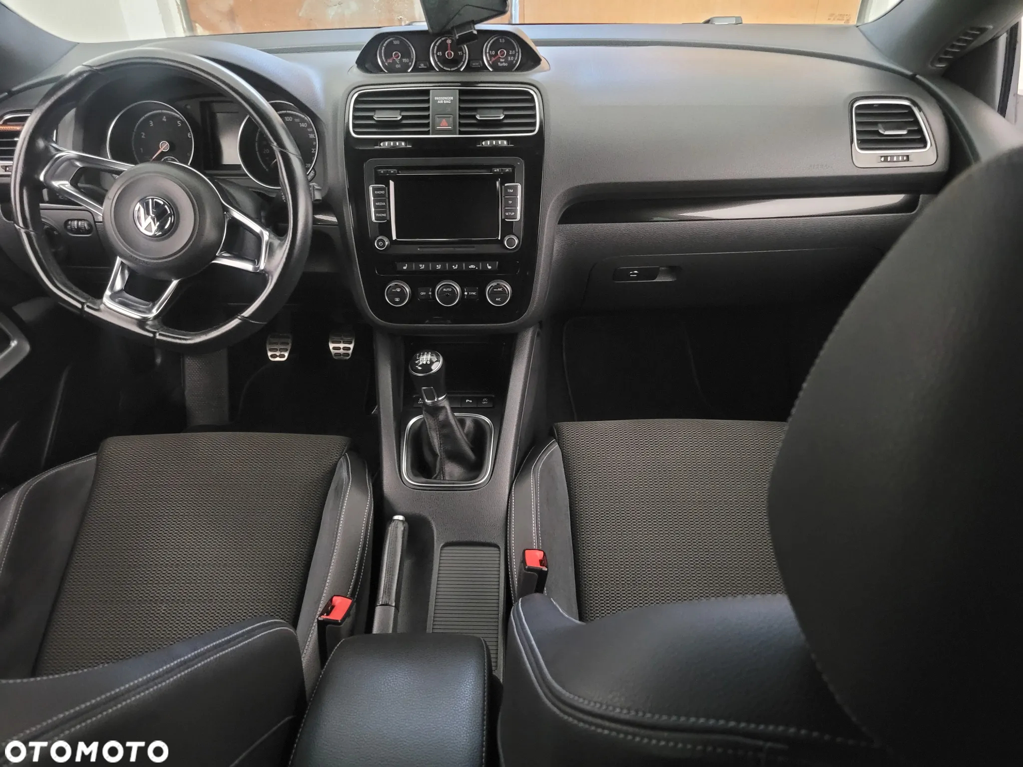 Volkswagen Scirocco 2.0 TSI BMT - 12