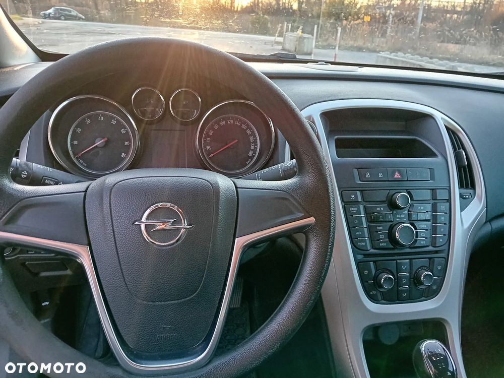 Opel Astra 1.6 Active - 10