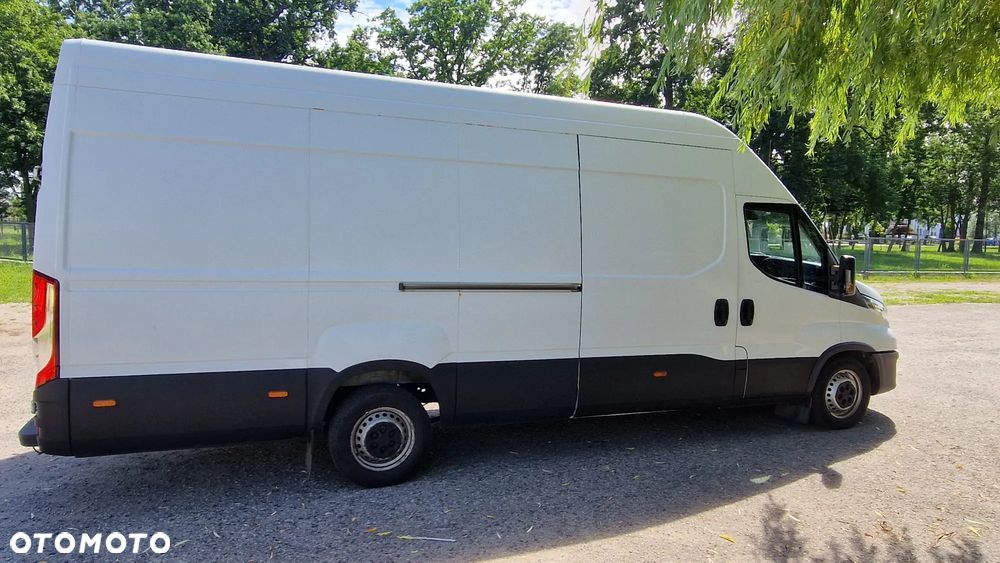 Iveco DAILY  35S18 - 12