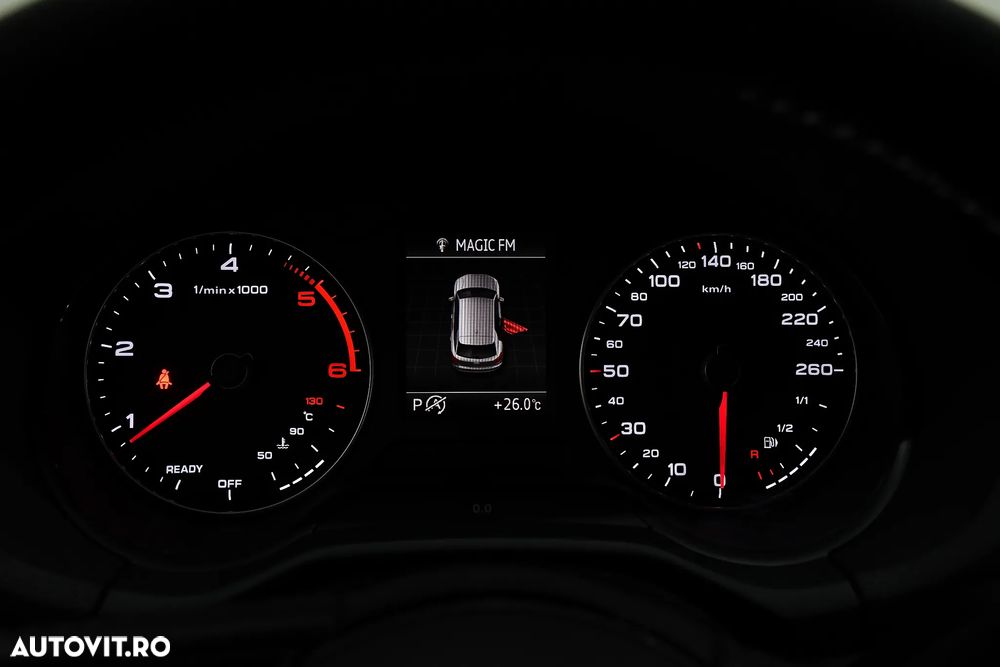Audi Q2 2.0 TDI quattro S tronic design - 36