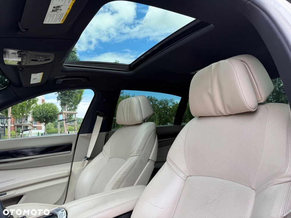 BMW Seria 7 - 19