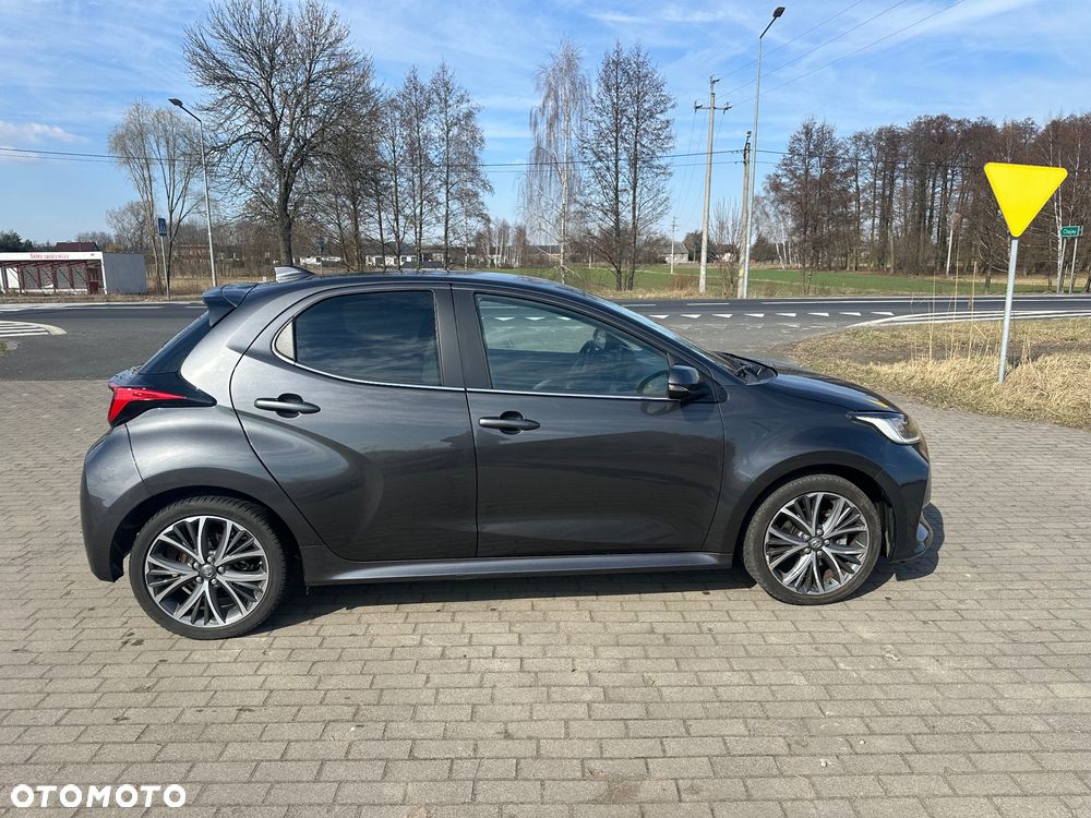 Toyota Yaris Hybrid 1.5 Selection Elegant - 6