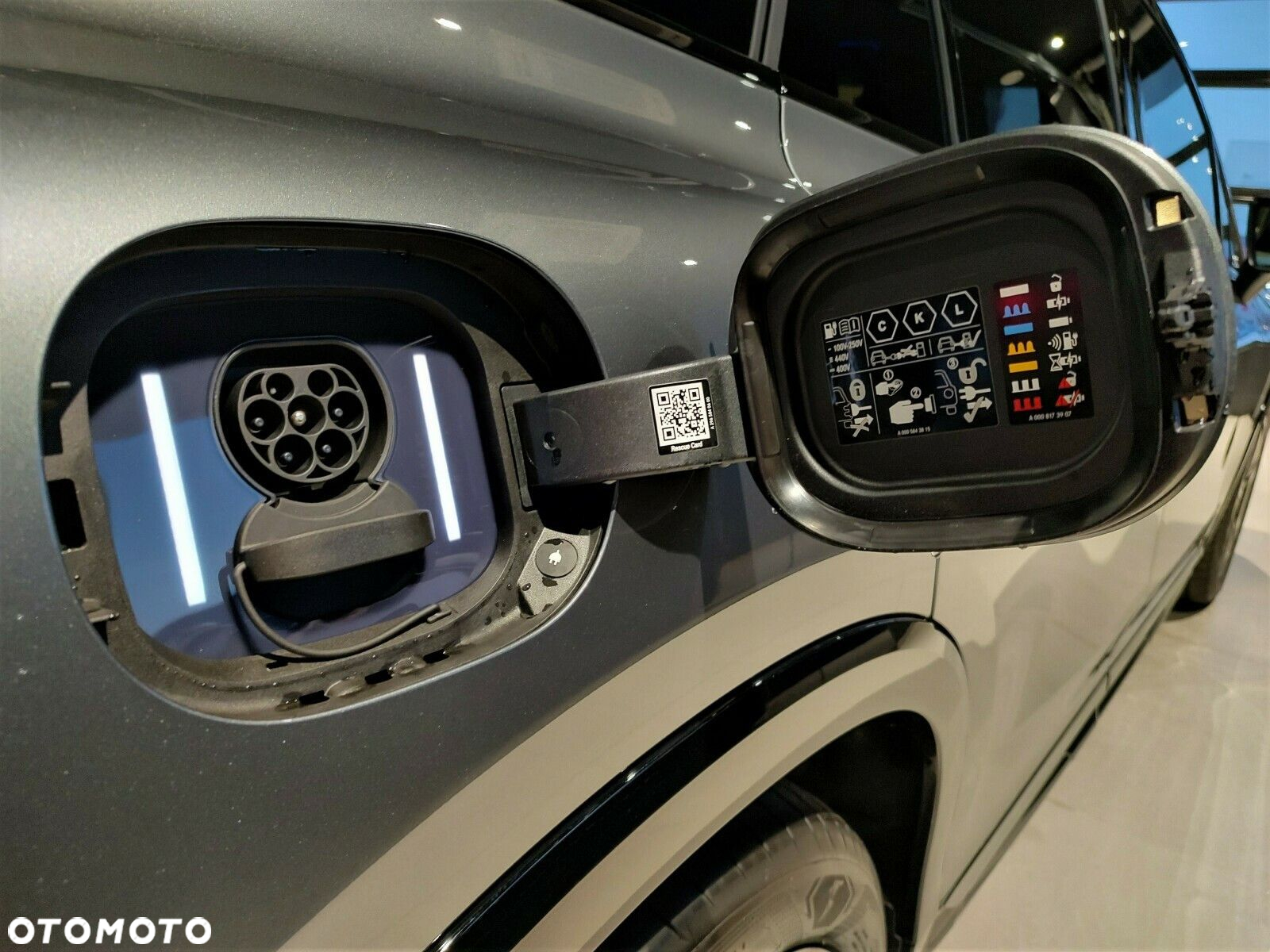 Mercedes-Benz EQS - 34