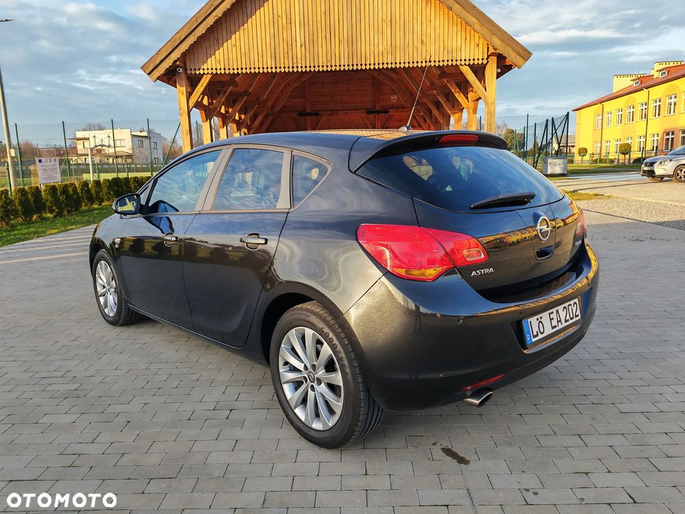 Opel Astra - 7