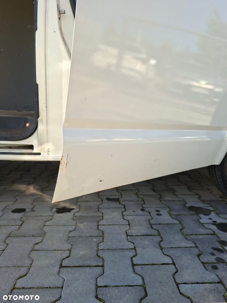 Volkswagen Transporter T5 - 17