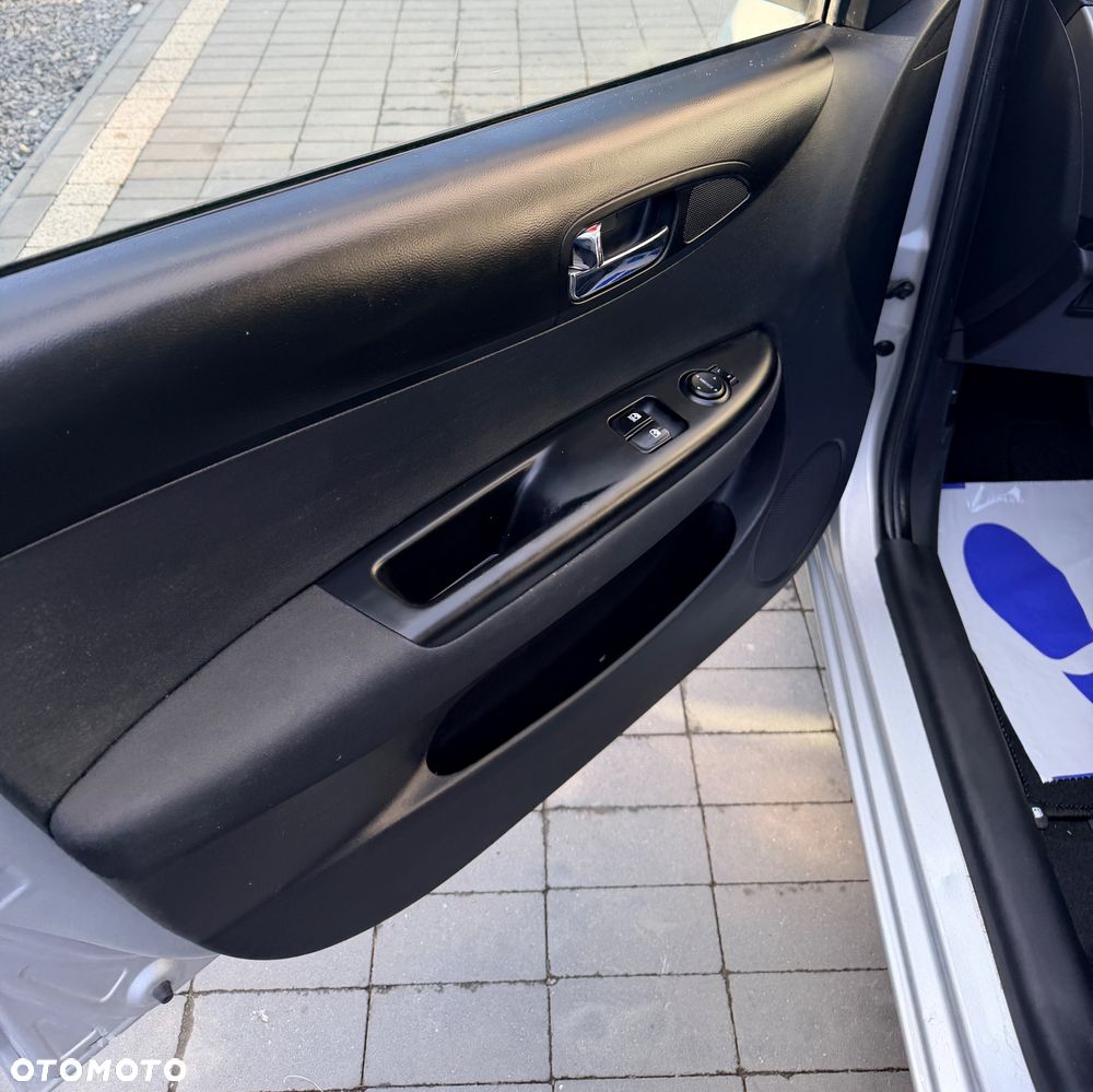 Hyundai i20 1.25 Wersja Jubileuszowa - 14