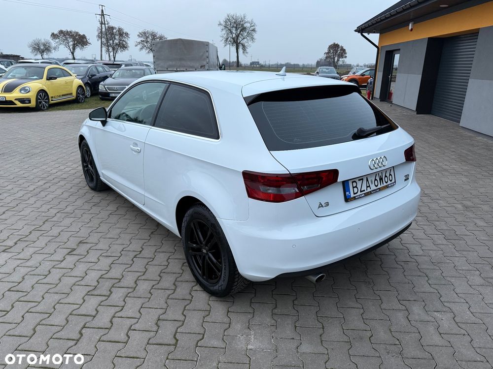 Audi A3 3-drzwiowe 1.6 TDI sport - 8