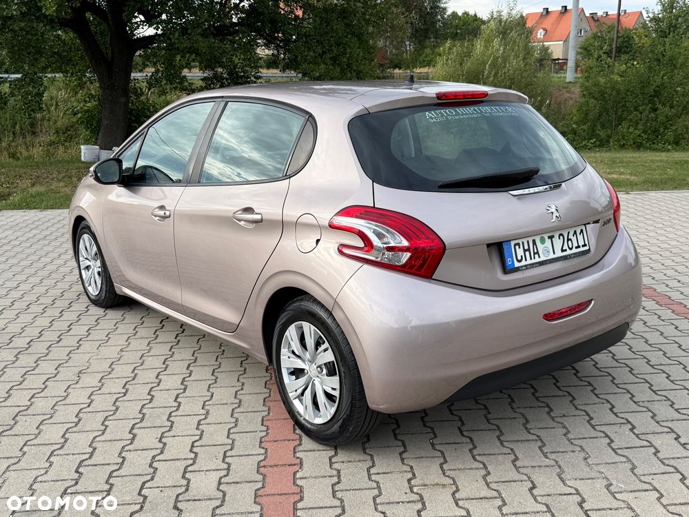 Peugeot 208 1.4 VTi Allure - 5