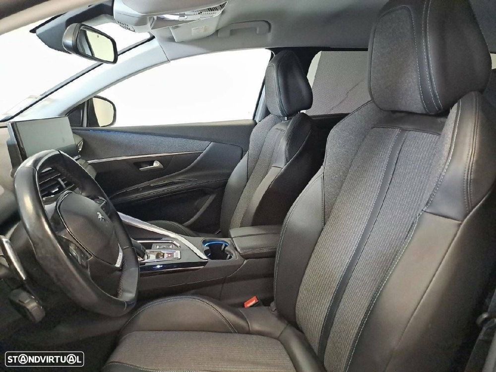 Peugeot 5008 1.5 BlueHDi Allure Pack EAT8 - 9