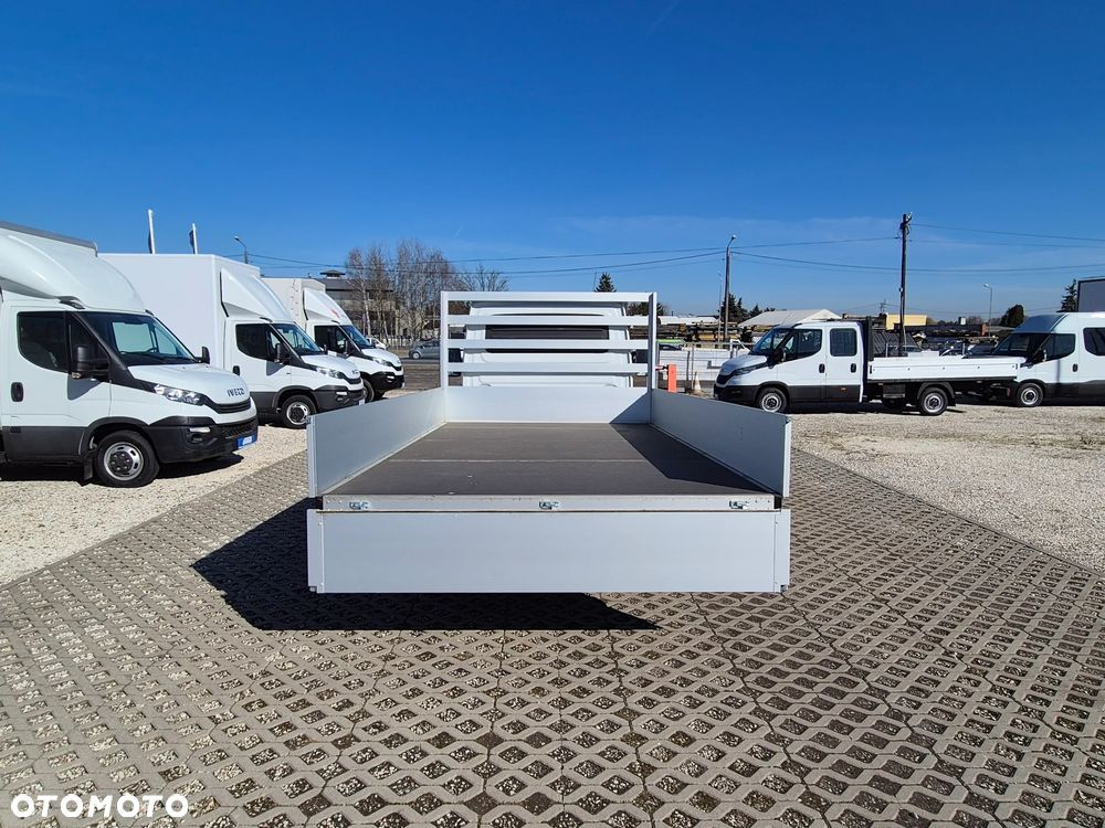 Iveco Daily 35S16, skrzynia 4,40 x 2,30m, klimatyzacja, nowa zabudowa - 6