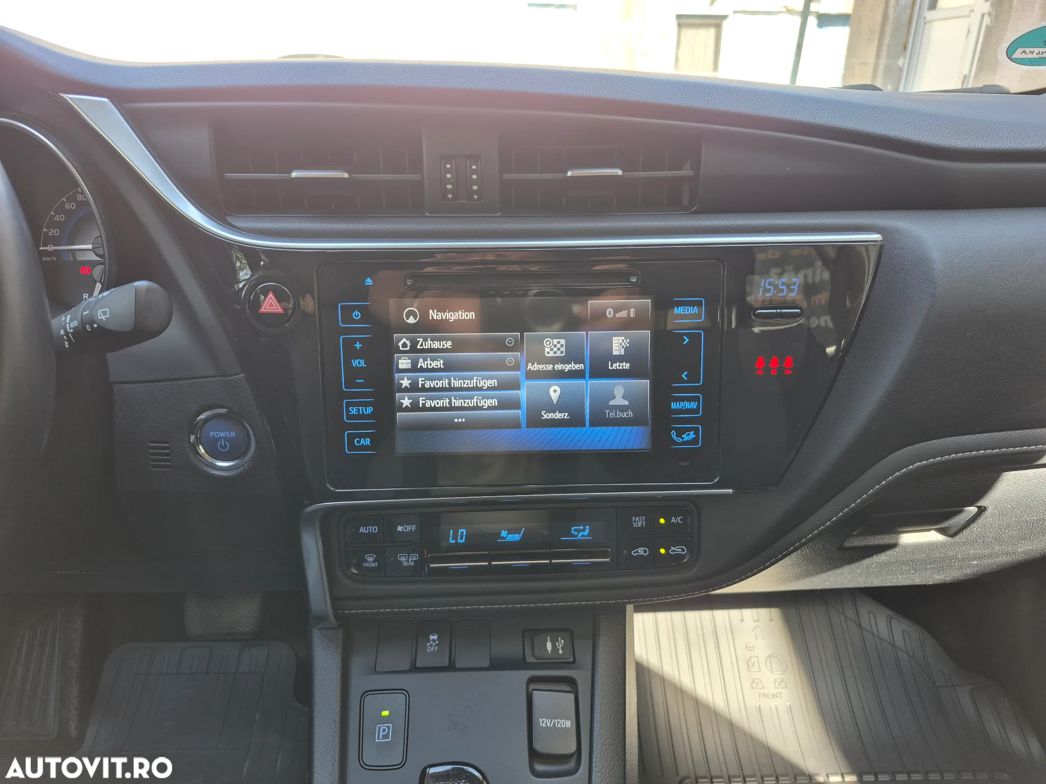 Toyota Auris - 18
