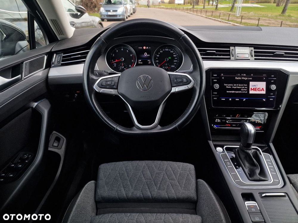 Volkswagen Passat Variant - 18