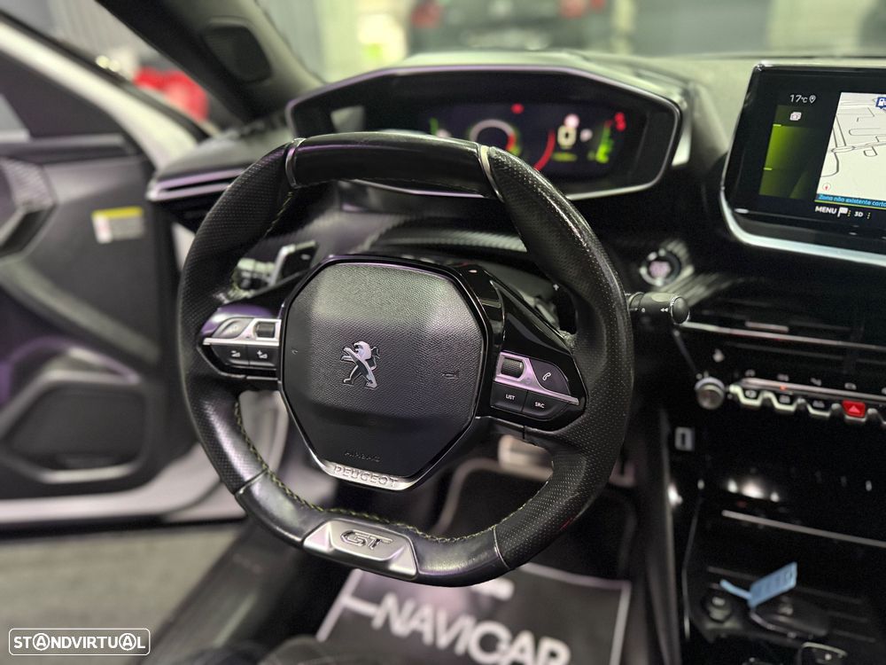 Peugeot 2008 PureTech 155 EAT8 GT Pack - 16