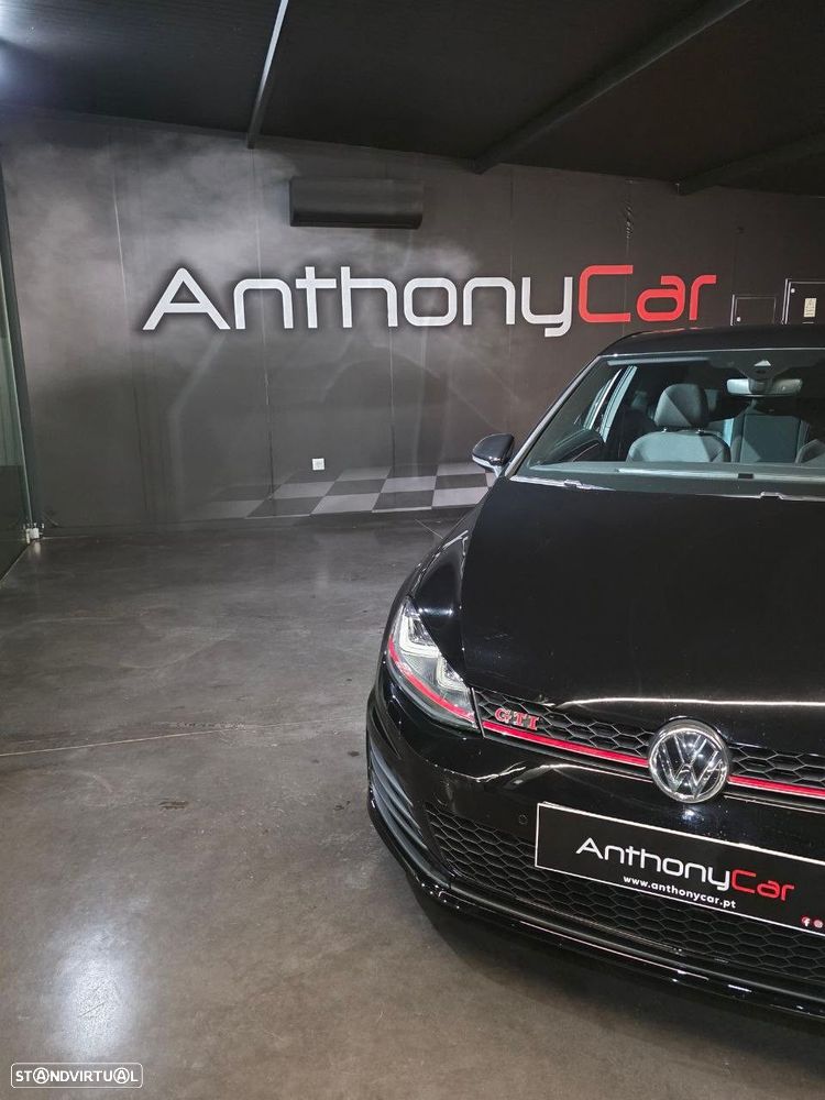 VW Golf 2.0 TSi GTi Performance - 32