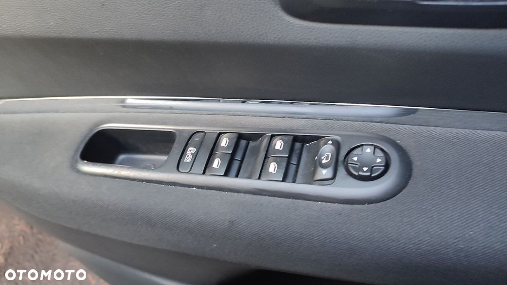 Peugeot 3008 HDi 115 Business-Line - 3