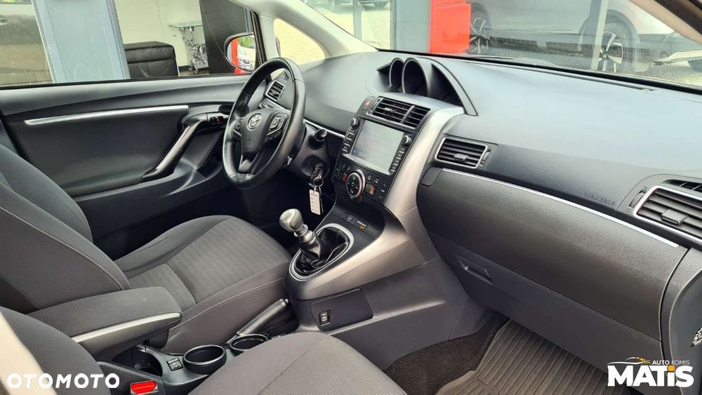 Toyota Verso - 35