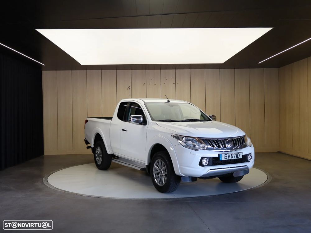 Mitsubishi L200 2.4 DI-D Club Intense Strakar 4WD - 8