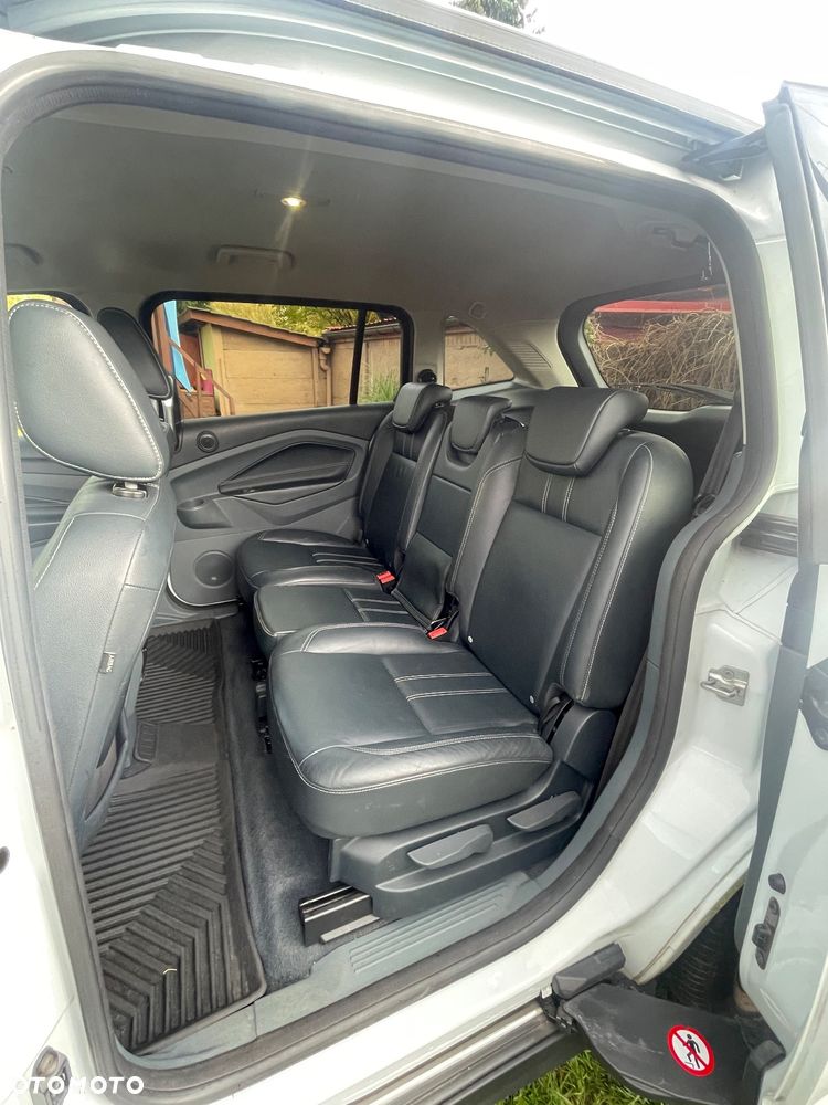 Ford Grand C-MAX - 14