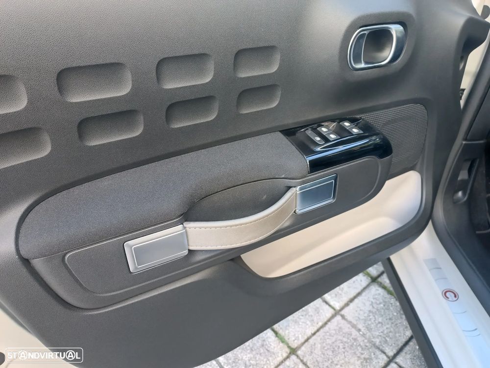 Citroën C3 1.2 PureTech C-Series - 19