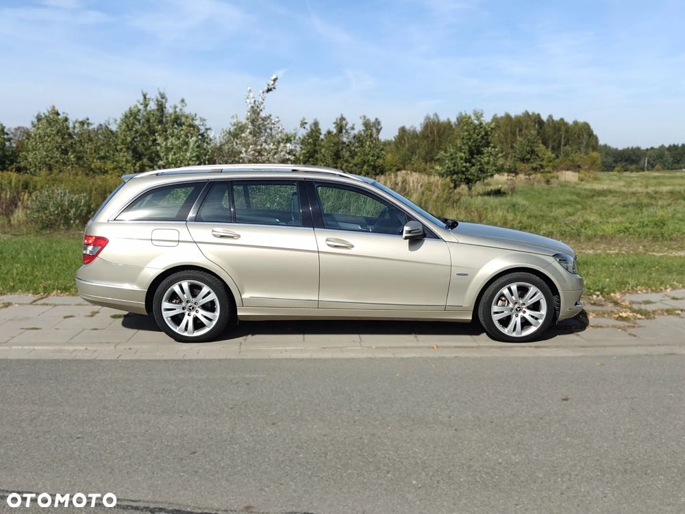 Mercedes-Benz Klasa C - 25
