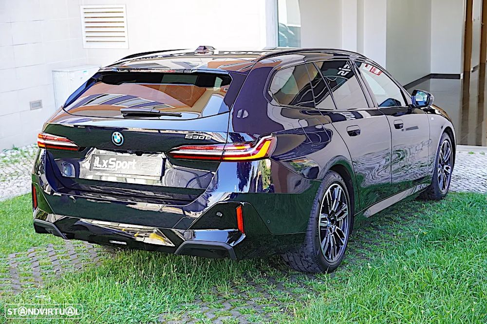 BMW 530 e Pack Desportivo M - 10