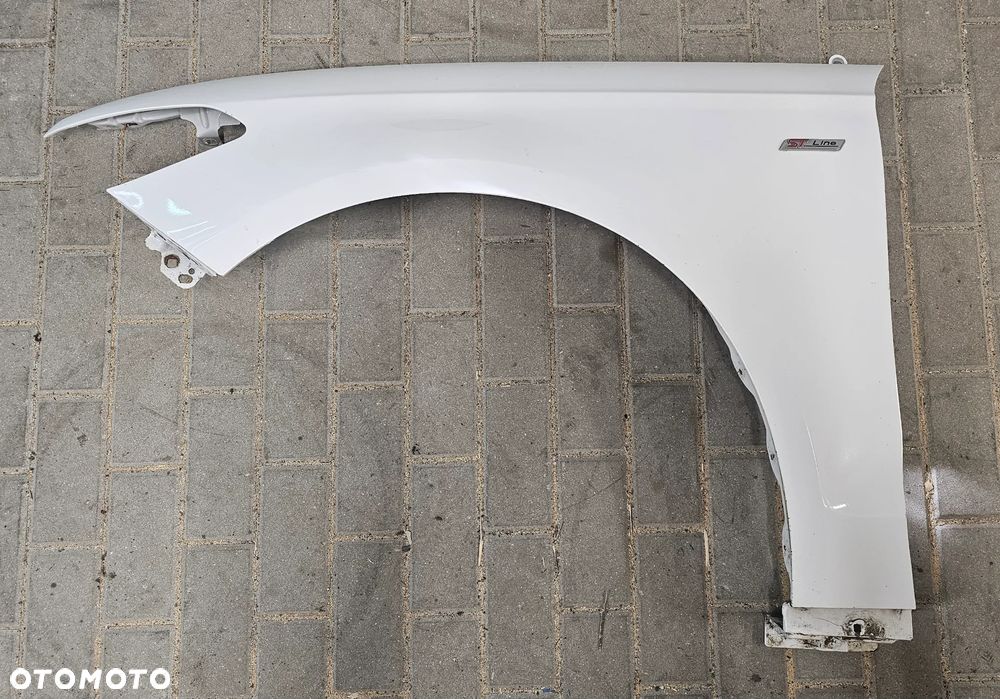 błotnik lewy Ford Focus MK5 ST LINE DS73-F16C199AF - 1