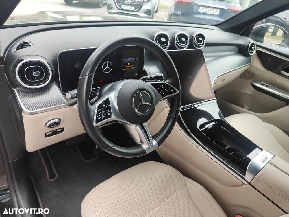 Mercedes-Benz GLC - 12