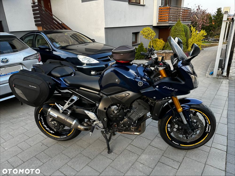 Yamaha FZ - 8