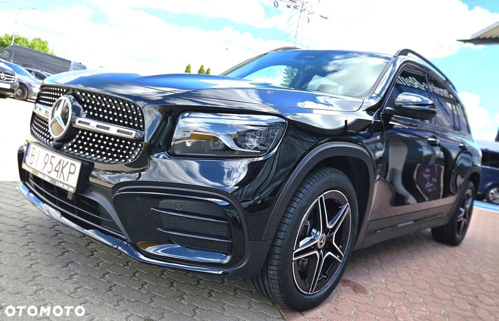 Mercedes-Benz GLB - 4