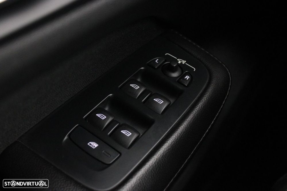 Volvo V60 2.0 D3 Geartronic - 21