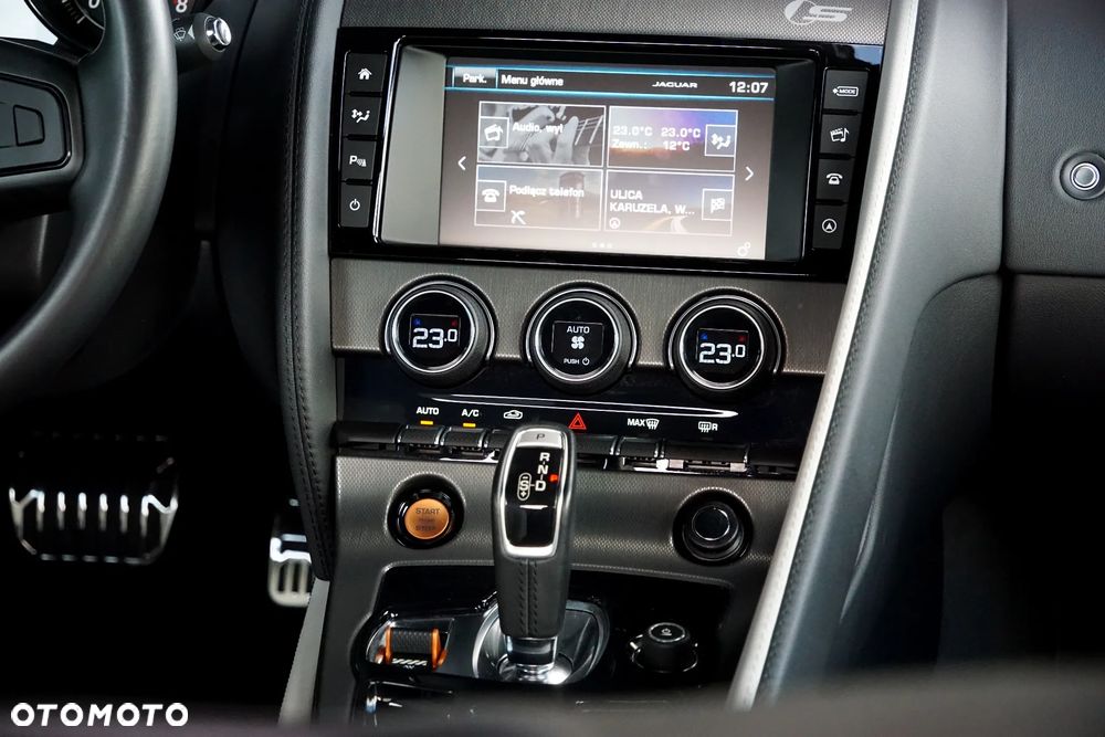 Jaguar F-Type S AWD - 34