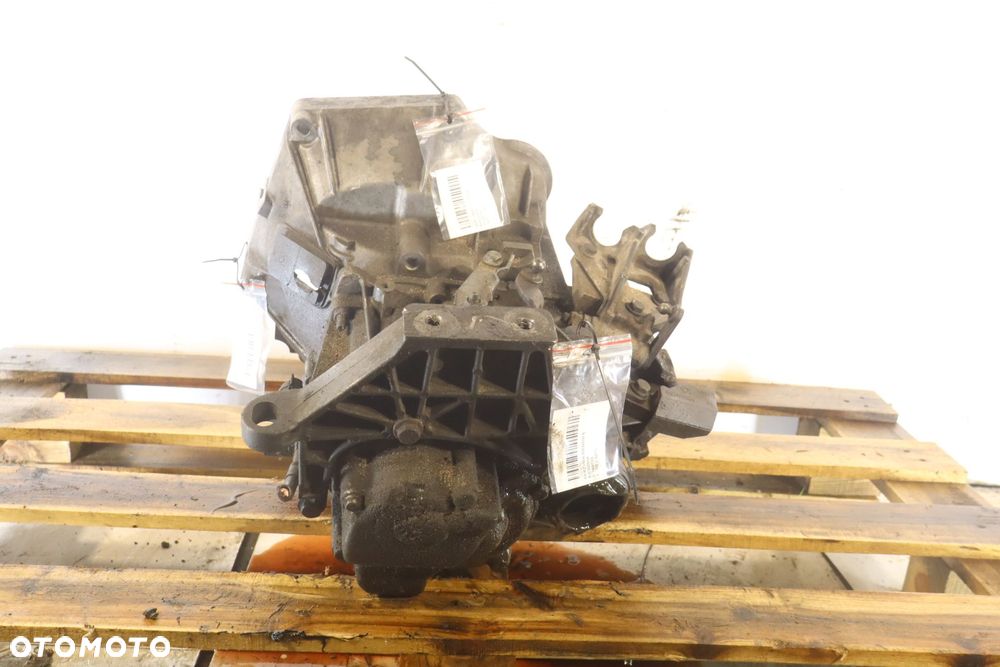 skrzynia biegów 5 biegowa - 2