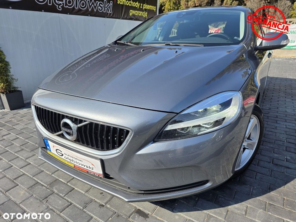 Volvo V40 - 2