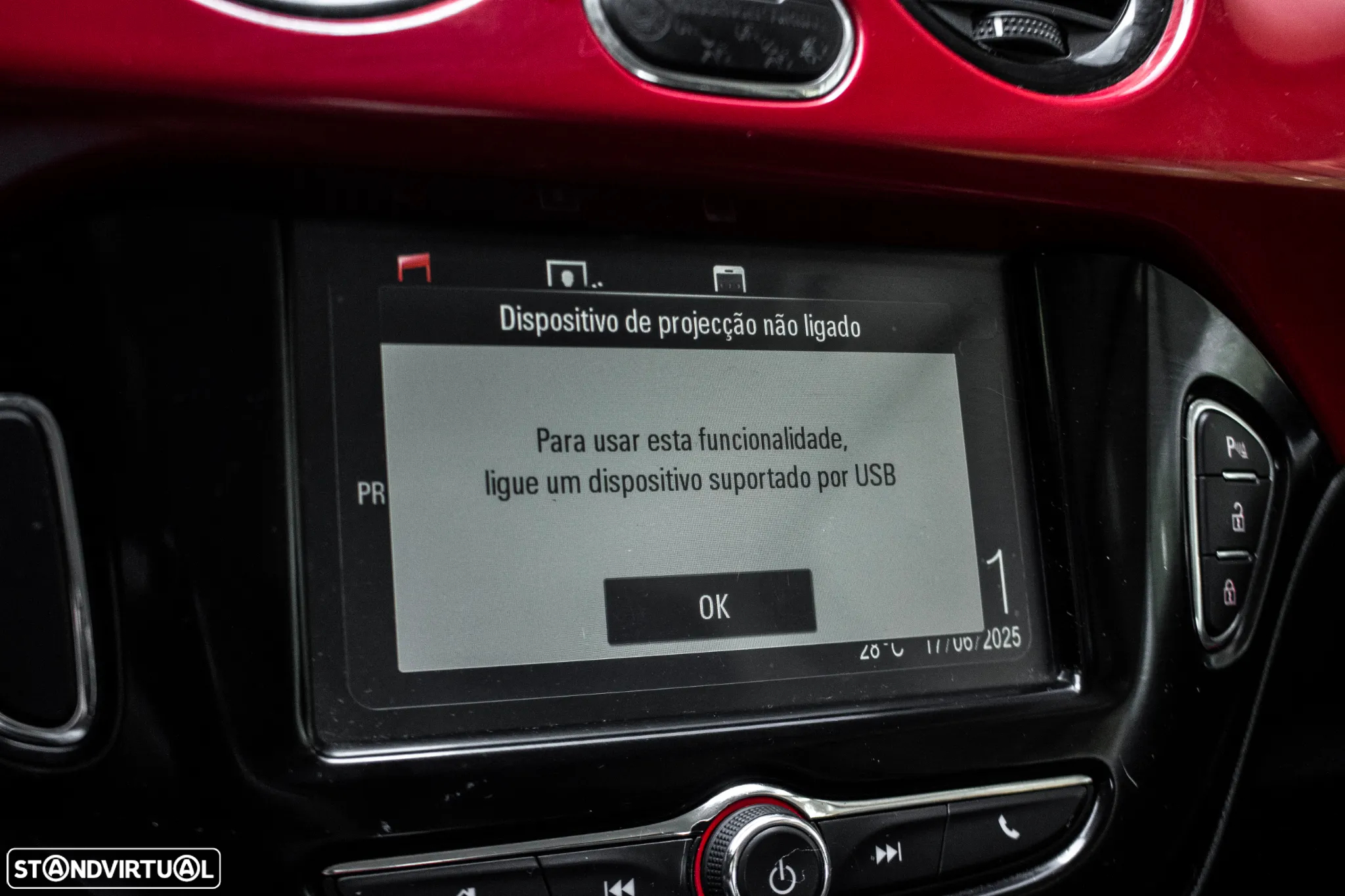 Opel Adam 1.2 Glam - 28